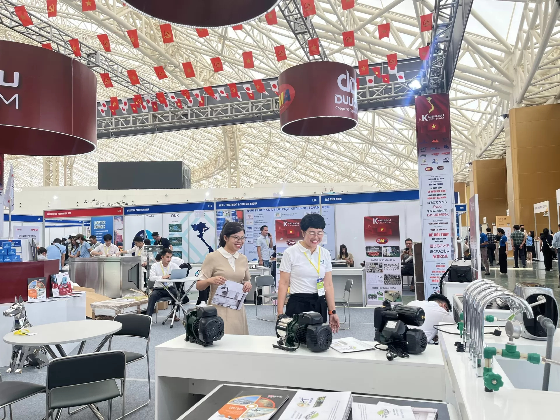 Công ty cổ phần đầu tư và phát triển HTCOM GROUP tham gia Triển lãm FBC ASEAN 2025 tại Hà Nội